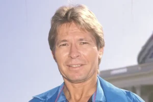 John Denver Death: How the Country Music Legend Died in a Fatal Plane Crash